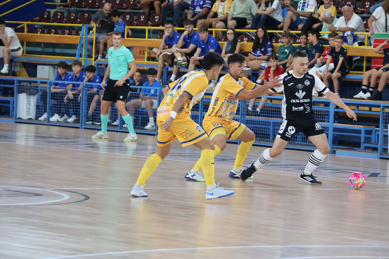 Así se vivió el apasionante duelo entre el River Zamora y el Atlético Benavente