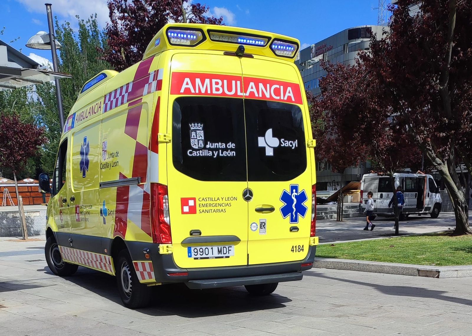 Ambulancia en el lugar de los hechos