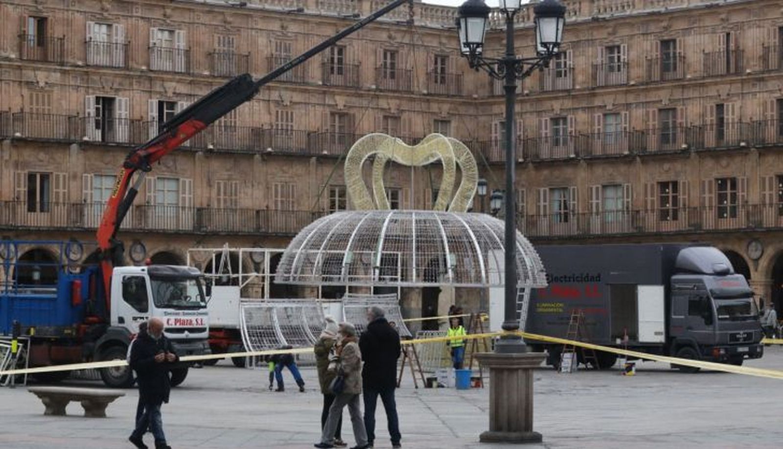 Retirada de la campana de la Plaza Mayor (7)