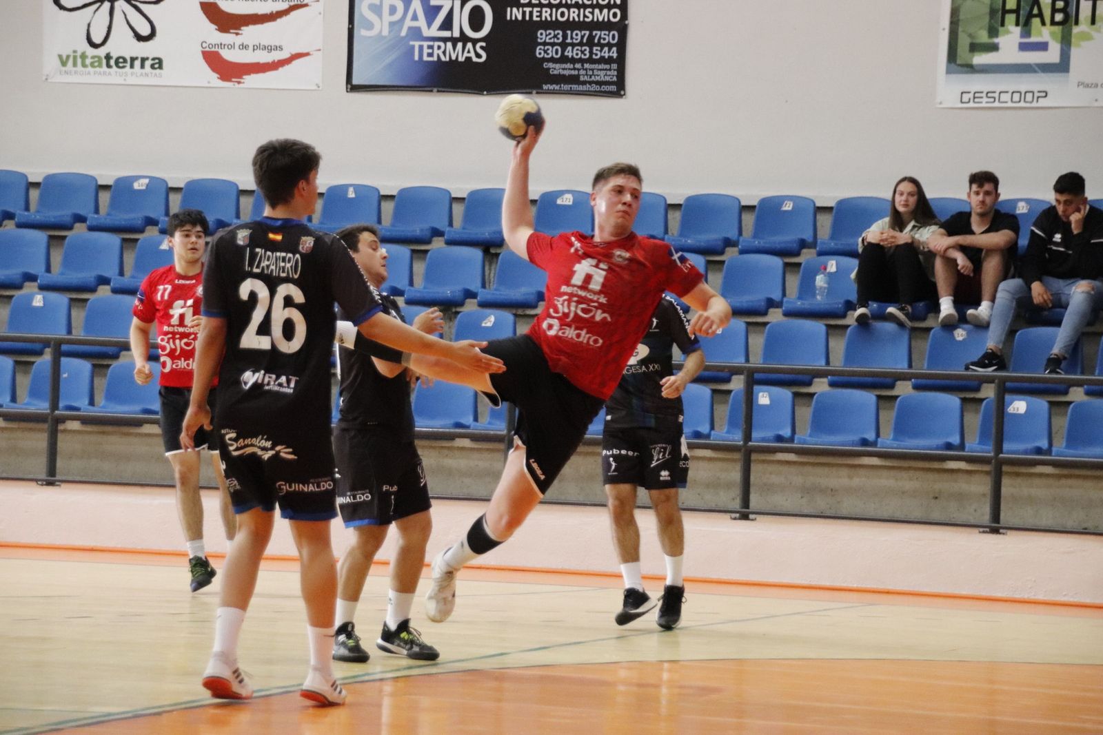 20220507183547-mg-6800