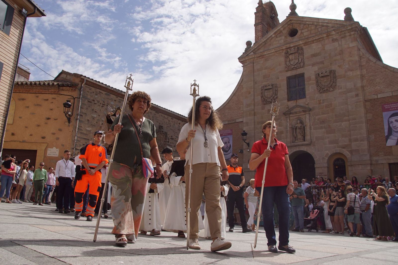Alba, salida de clausura de Santa Teresa, fiestas Transverberación 2025 (3).jpeg