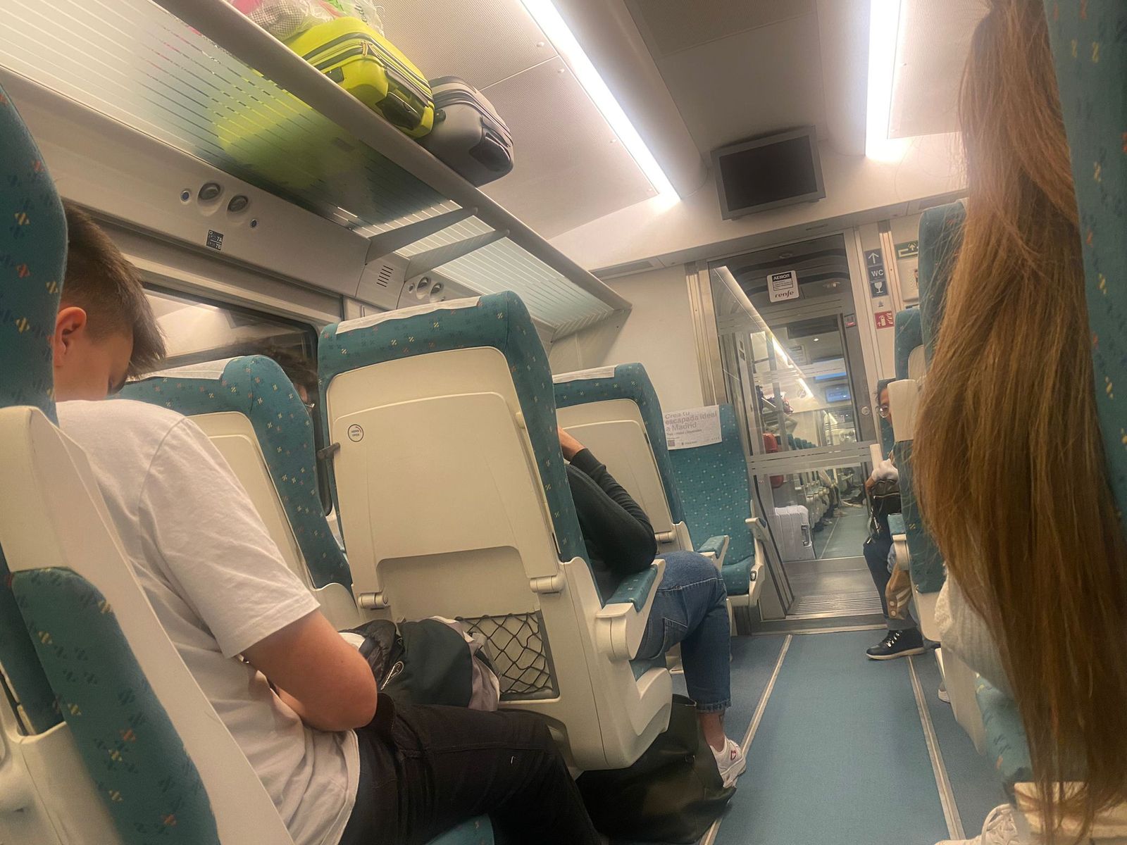 Los zamoranos, afectados por los problemas en la línea de ferrocarril de Madrid Los zamoranos, afectados por los problemas en la línea de ferrocarril de Madrid
