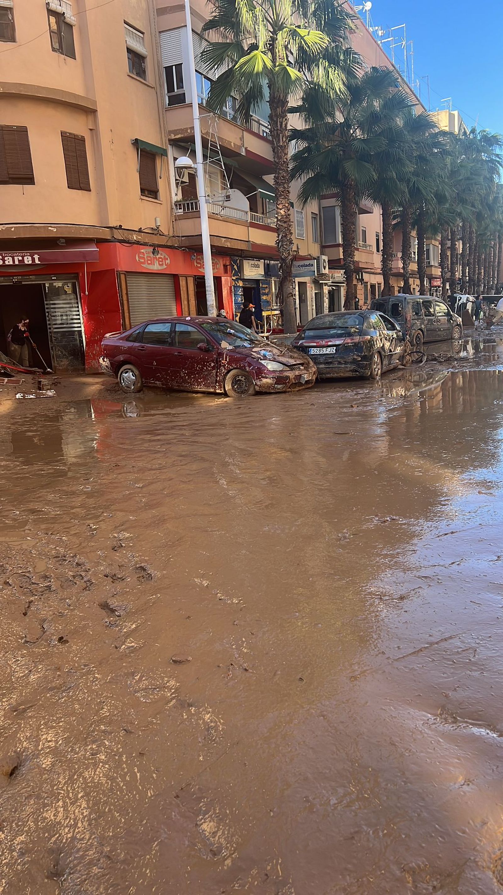 Salmantinos ayudando por la DANA en Valencia y Albacete con recogidas de alimentos Salmantinos ayudando por la DANA en Valencia y Albacete con recogidas de alimentos