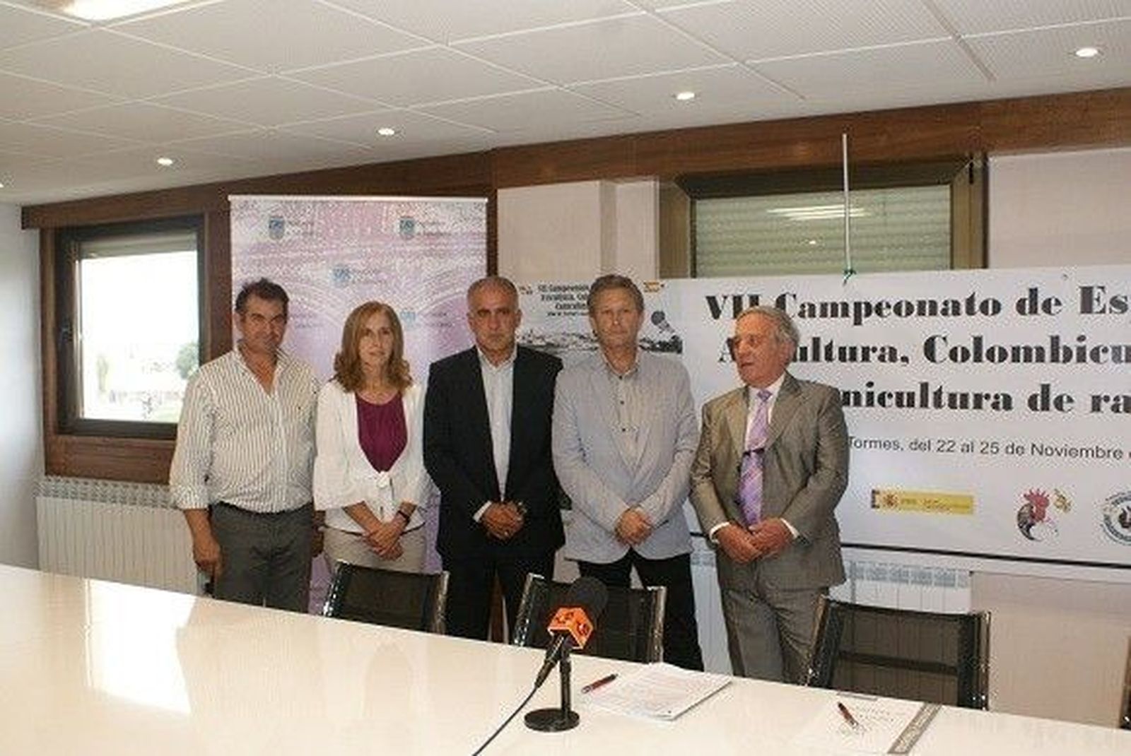 Alba acogerá el VII Campeonato Nacional de Avicultura