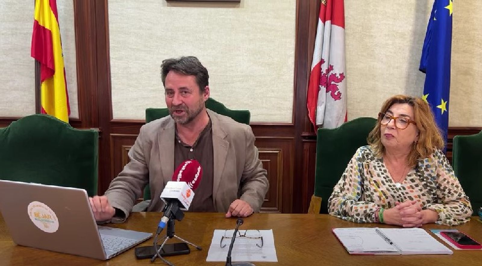 Antonio Cámara y Ana Vicente Peralejo. Imagen Béjar en Europa
