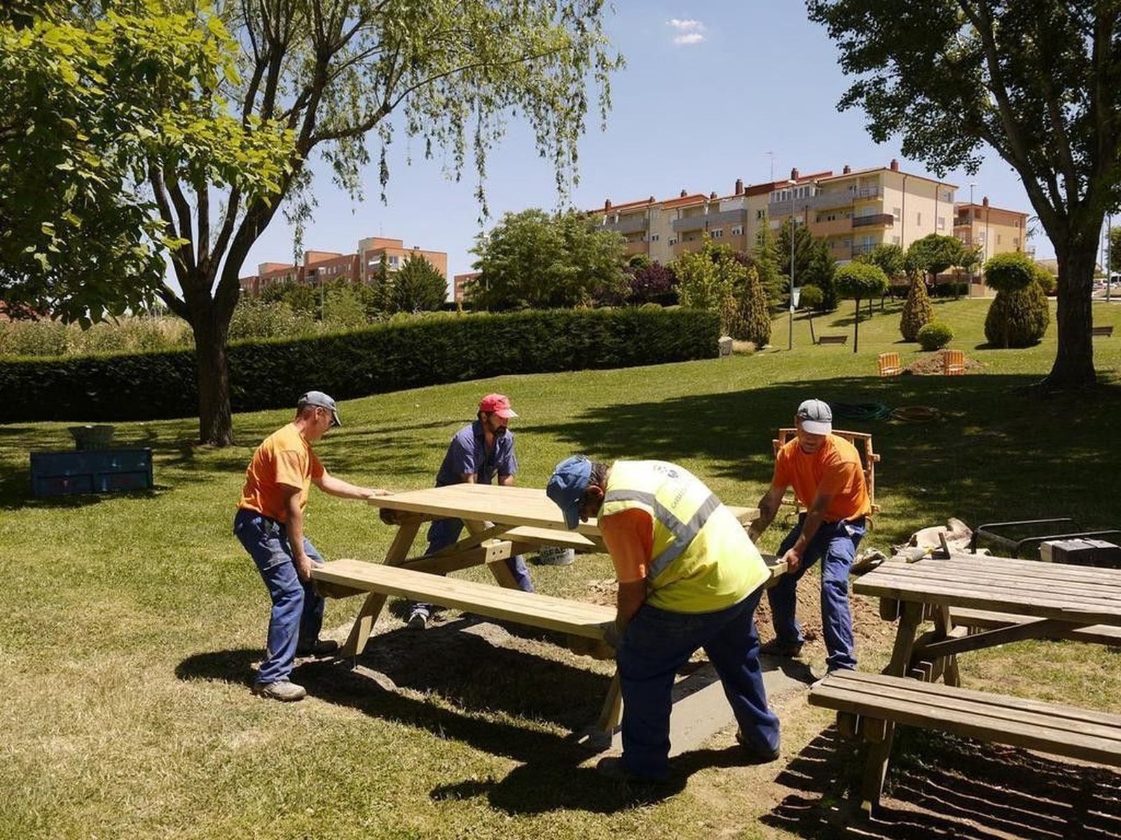 El Ayuntamiento realiza mejoras en las zonas de ocio y recreo del municipio