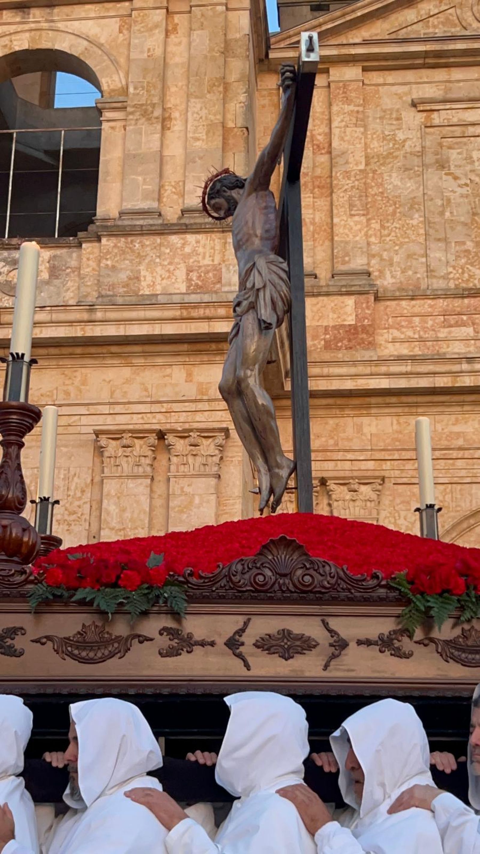 María Nuestra Madre y el Cristo del Amor y de la Paz en la procesión de la Semana Santa 2026 en Salamanca