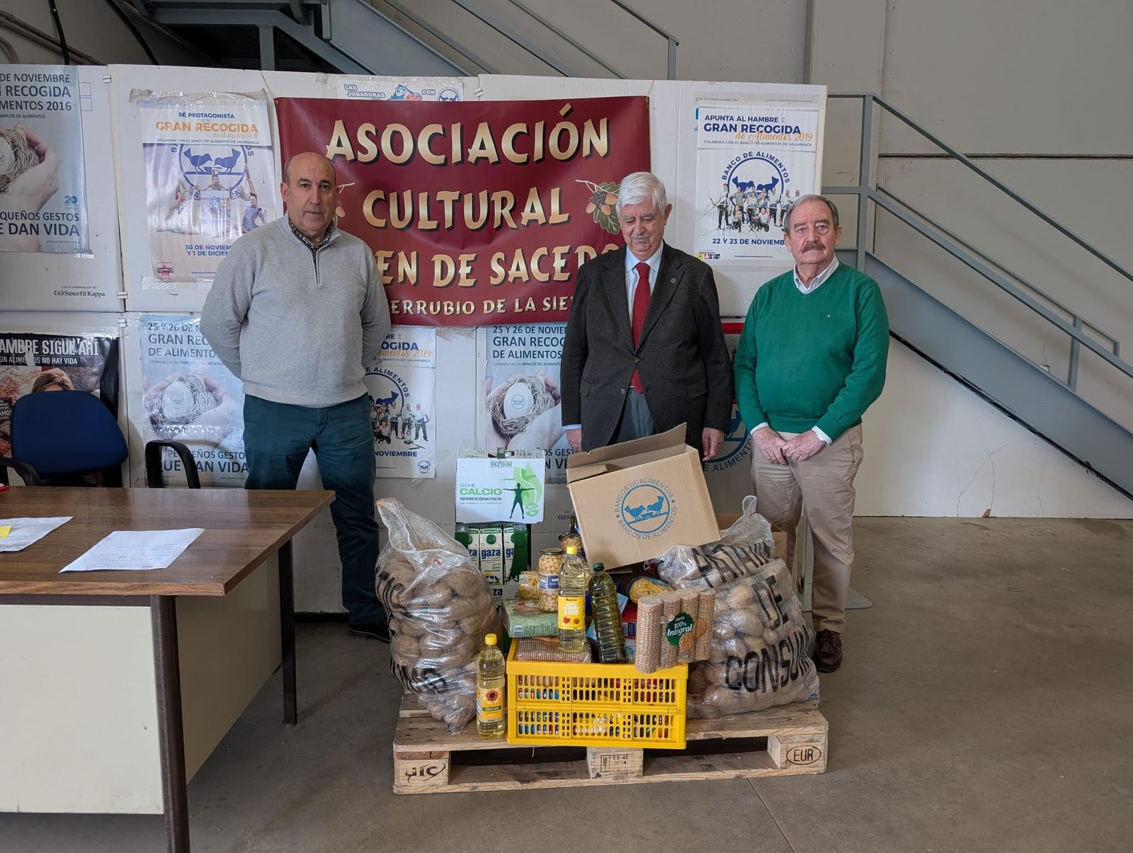 Entrega de Monterrubio de la Sierra al Banco de Alimentos