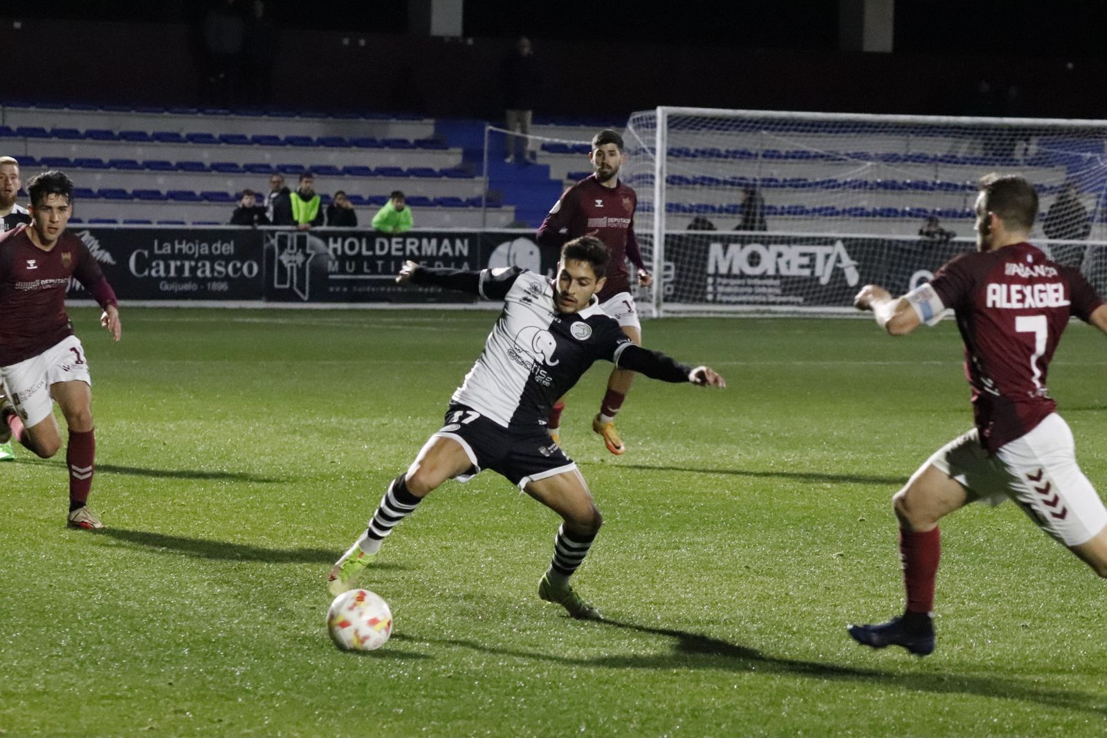 Blázquez y Álex González, en el partido del Reina Sofía | FOTO SALAMANCA24HORAS.COM