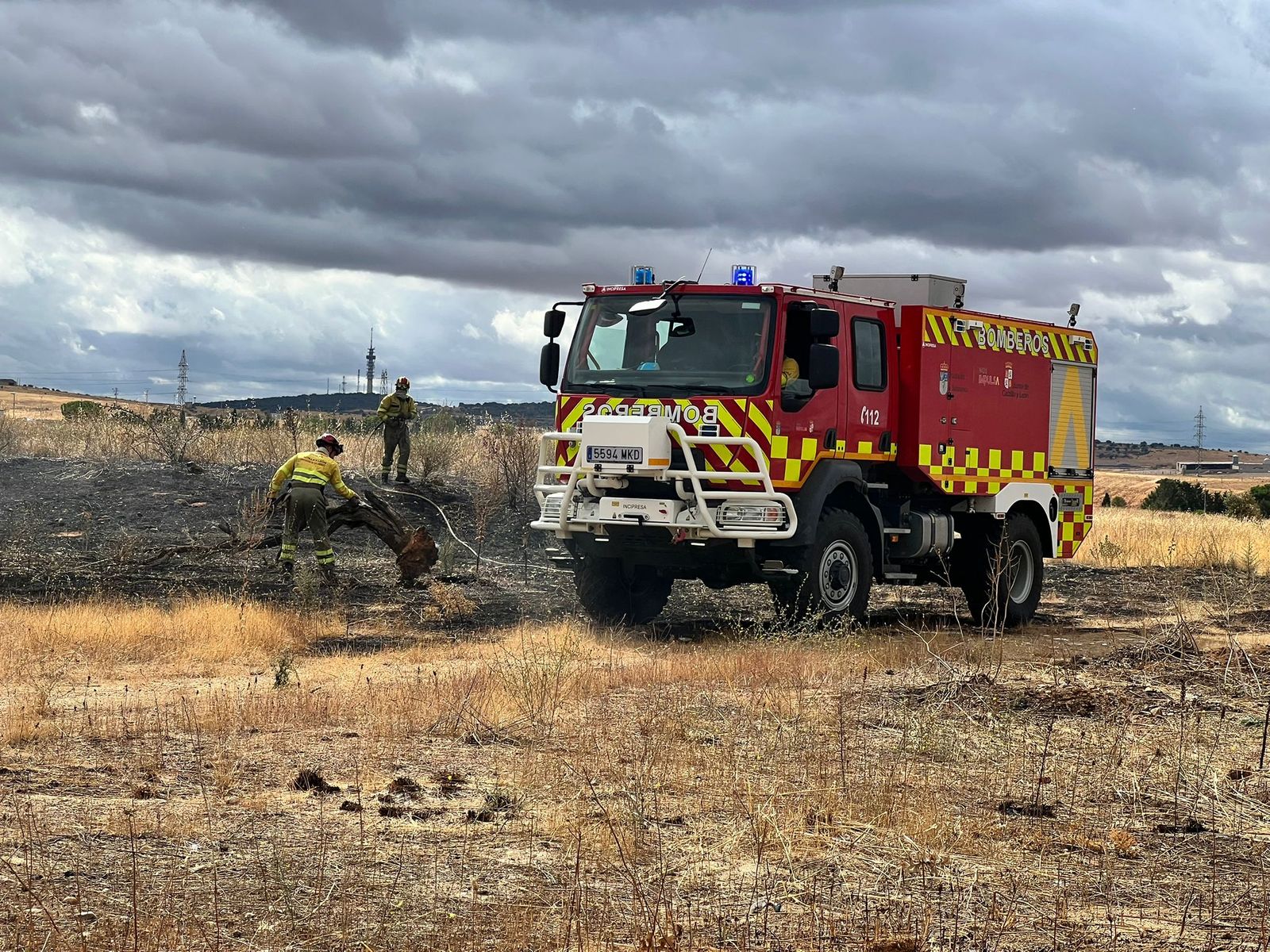 Incendio en unas tierras en Chamberí