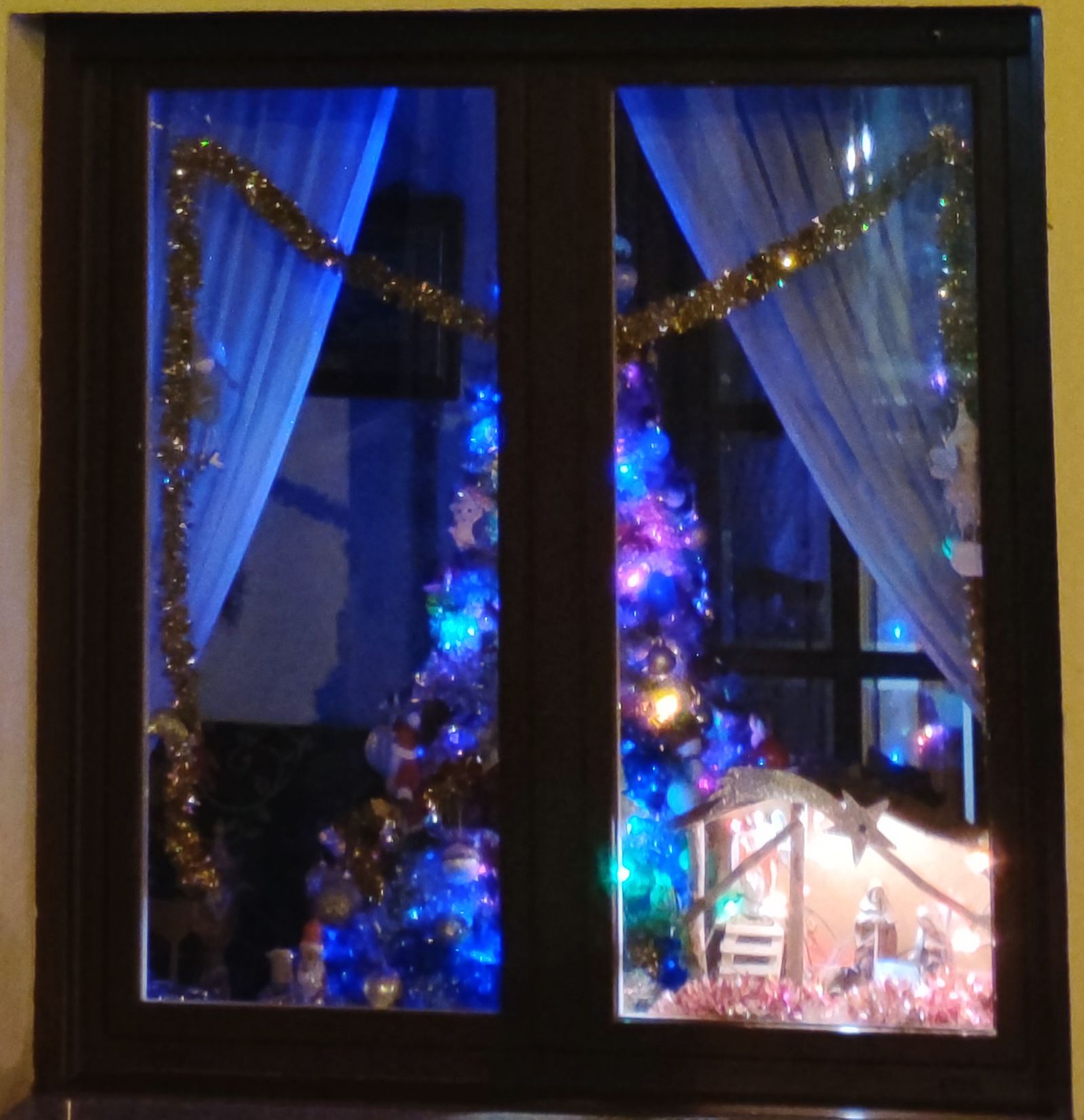 j-m-p-r-decoracion-navidena-de-una-vivienda-de-penaranda-de-bracamonte-7