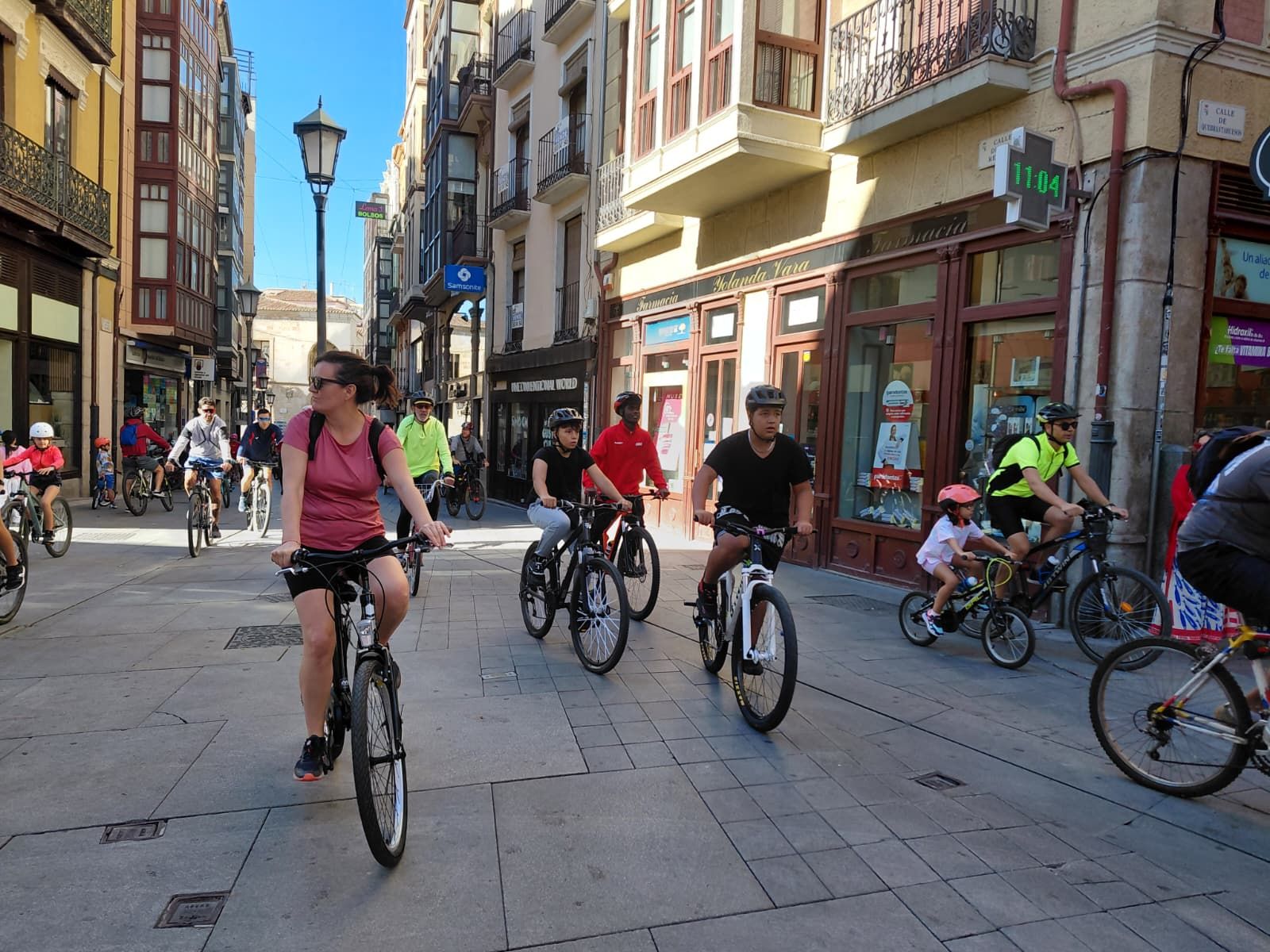 Zamora se sube a las dos ruedas por el Día de la Bici