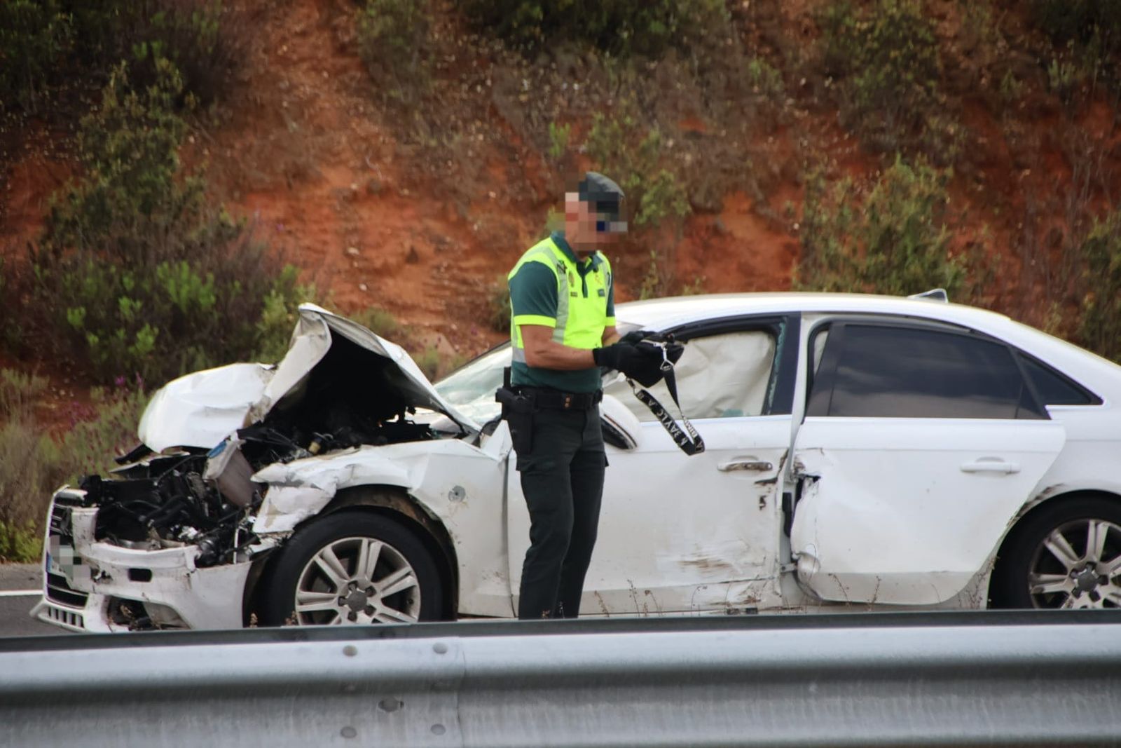 aa50fd56-32b0-48b4-85da-5e0d89b25d4d