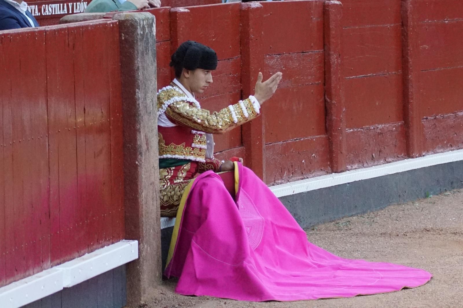 Presencia salmantina por partida doble en la primera corrida de la feria: Damián Castaño e Ismael Martín junto al mexicano Diego San Román