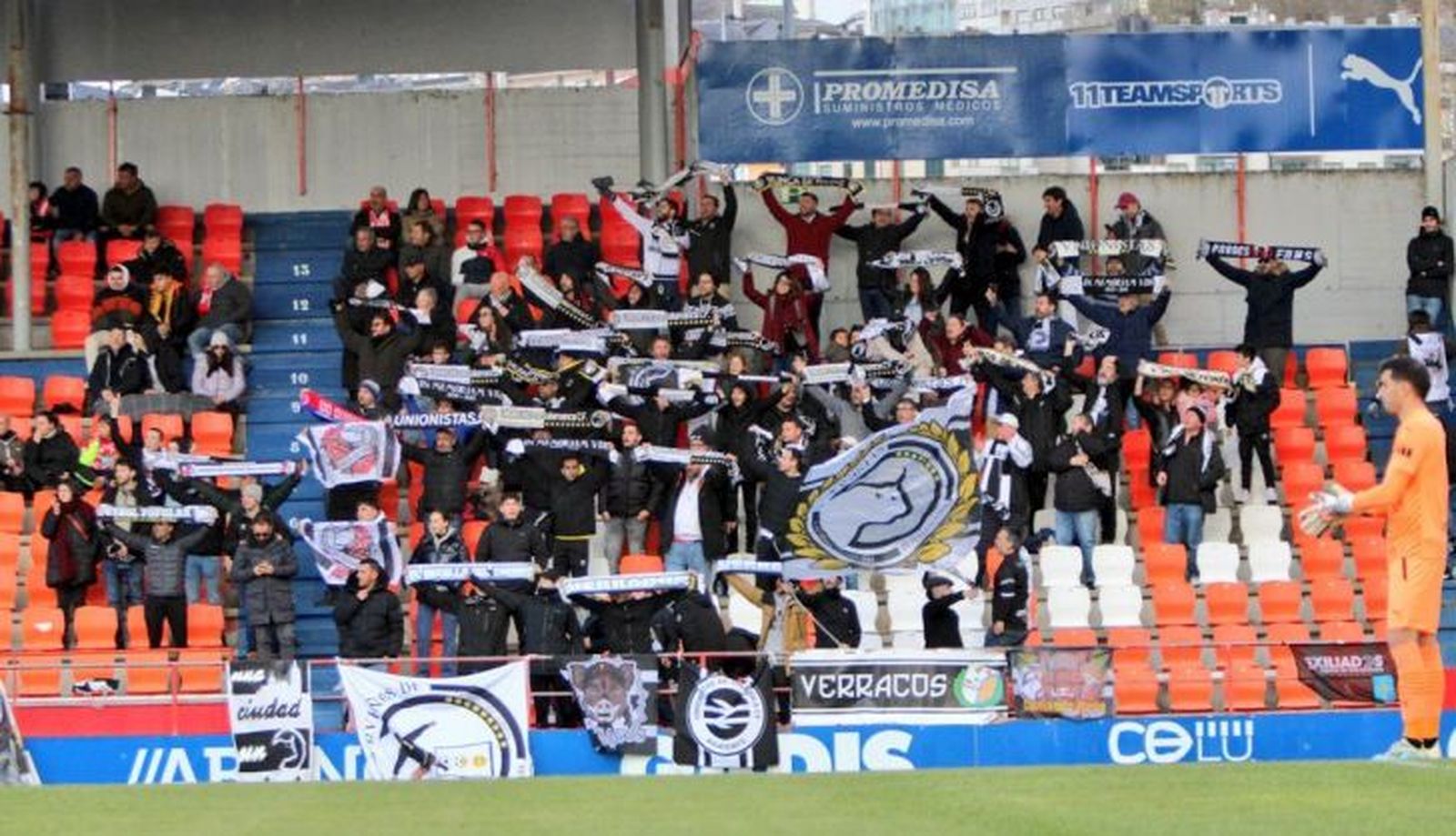 Afición de Unionistas en el Anxo Carro FOTO UNIONISTAS CF