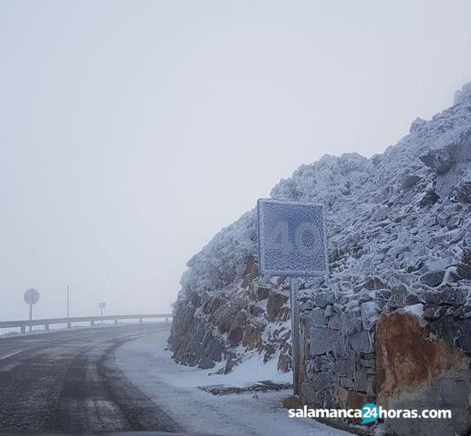 Nieve Peña de Francia. Foto de archivo