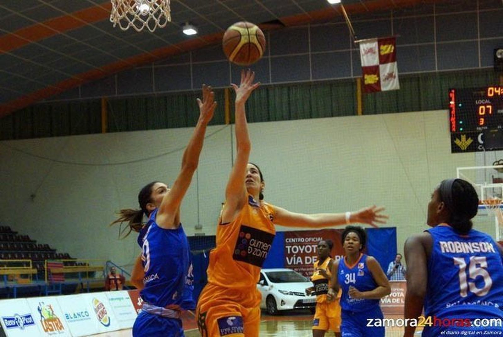 El Alimentos de Zamora no puede con el potencial ofensivo de Perfumerías Avenida (68-92)