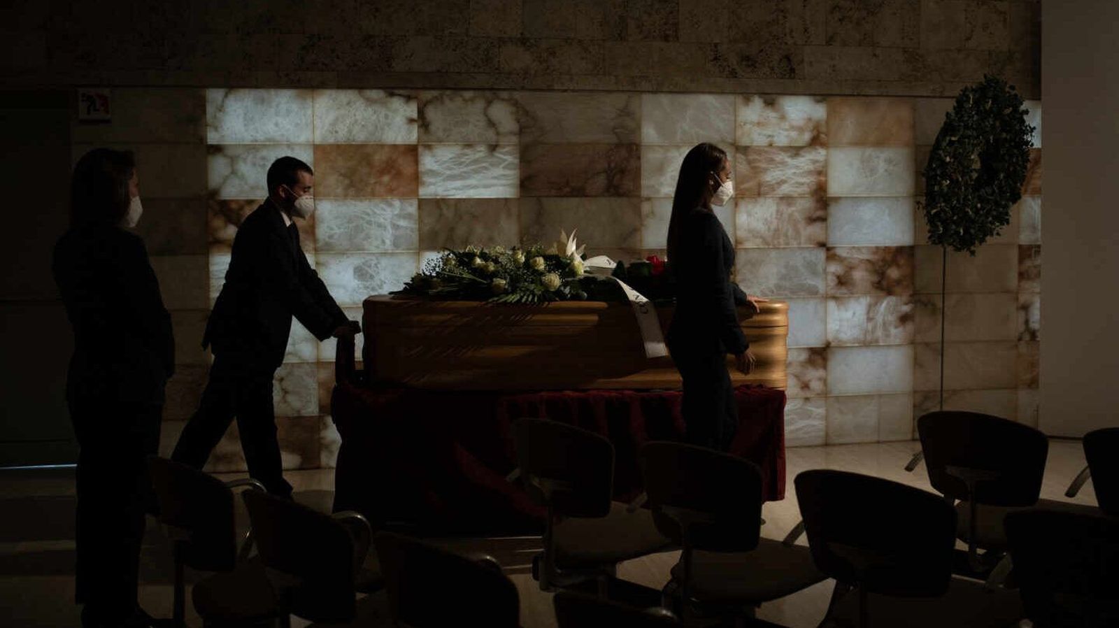 Un funeral durante la pandemia. | EP