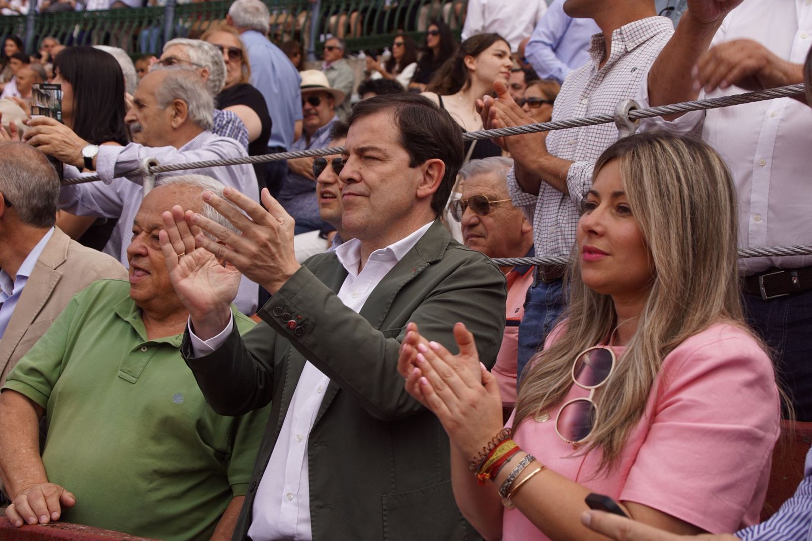 whatsapp-image-2025-06-14-at-21-31-06-3