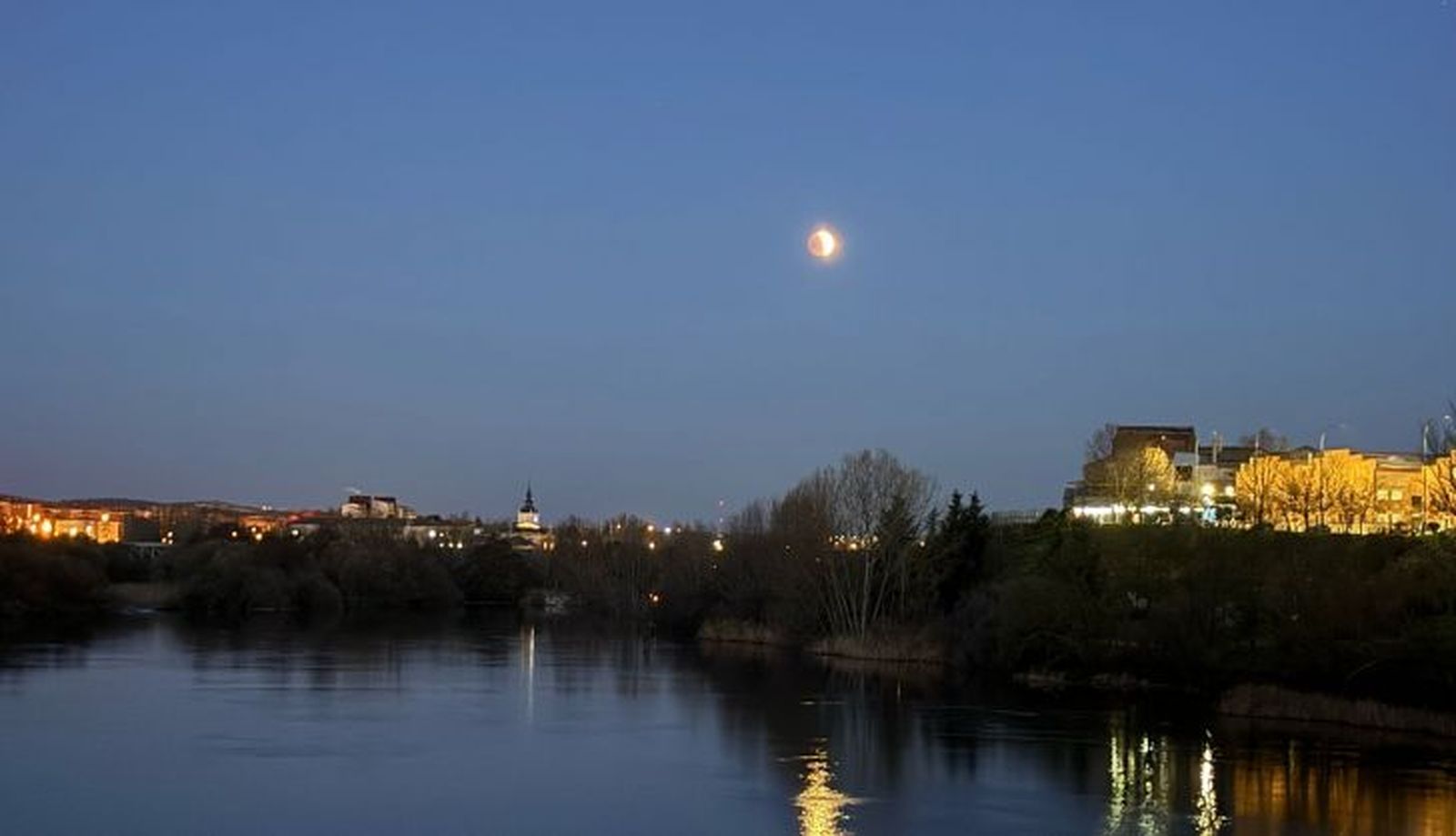 Eclipse total lunar ehttps://cs.salamanca24horas.com/es/articles/edit/15144161#n Salamanca
