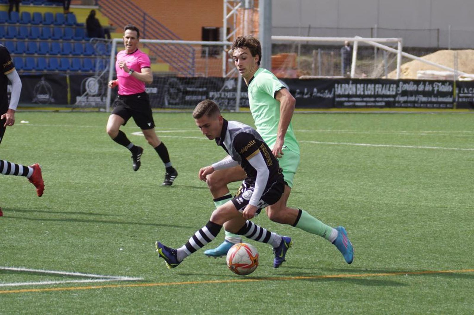 whatsapp-image-2022-03-06-at-14-16-01