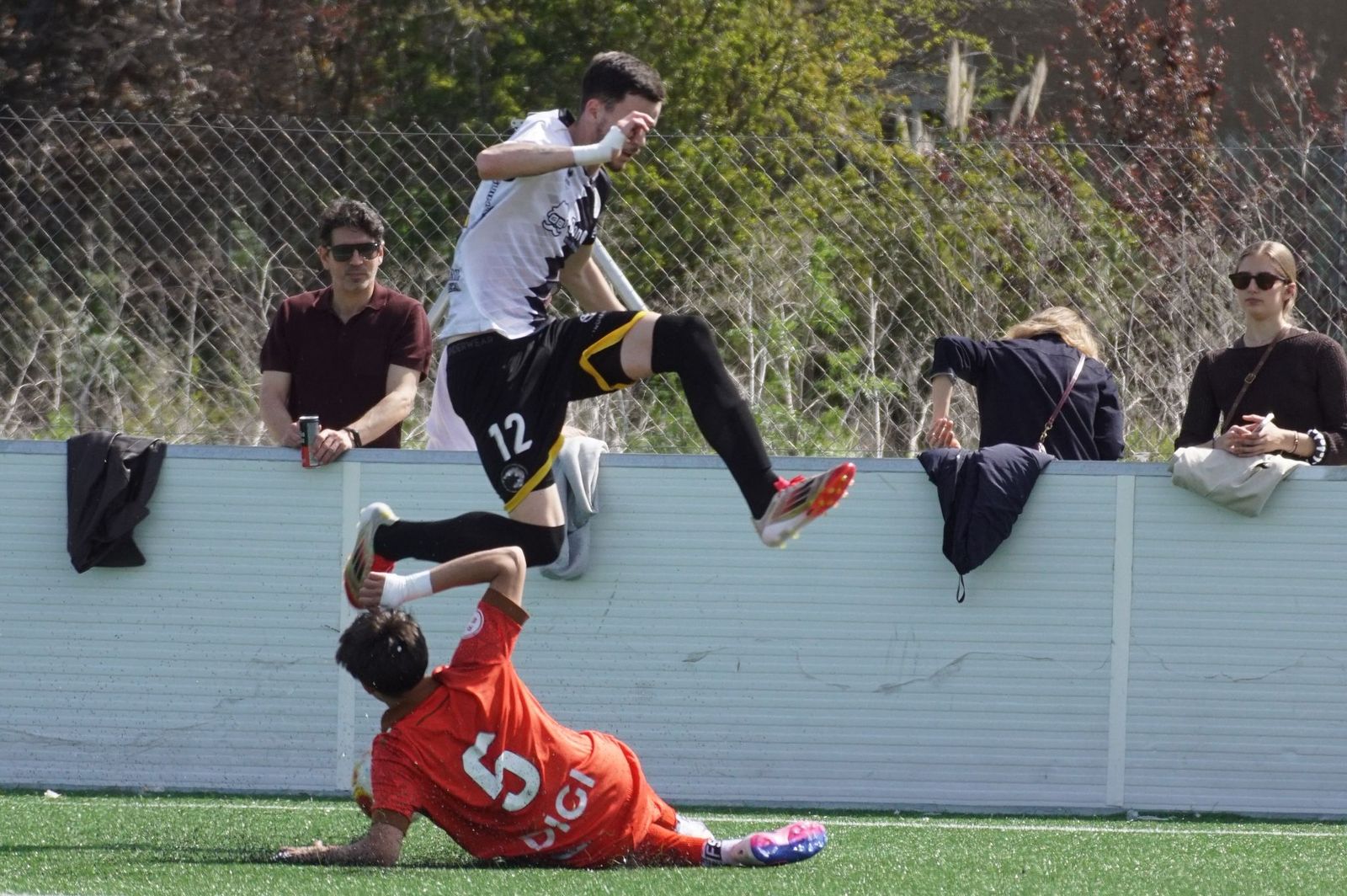 Encuentro entre Unionistas DH – Burgos en el Reina Sofía
