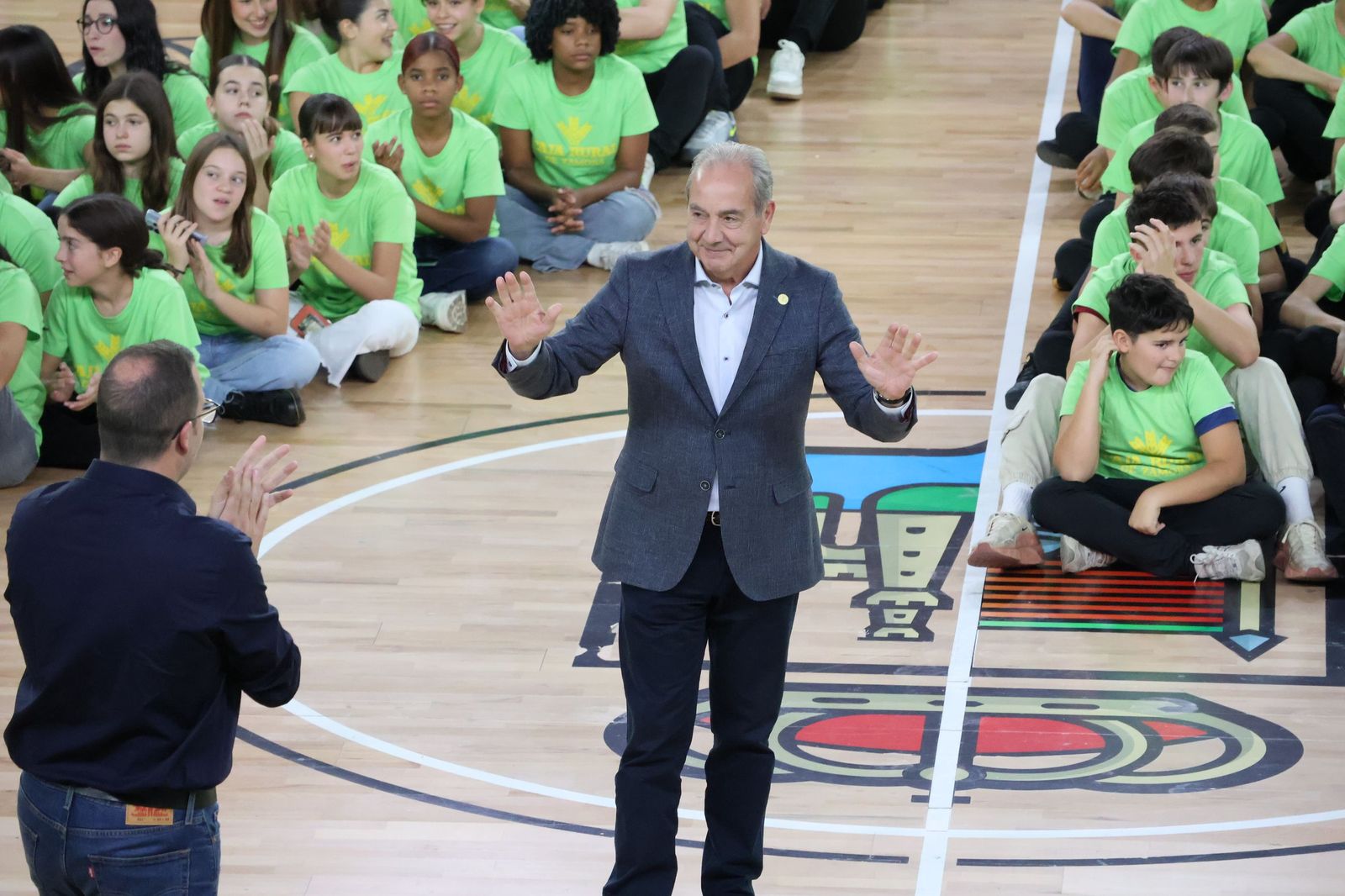 GALERÍA | El Club Balonmano Zamora celebra su 25º aniversario con una imagen muy especial