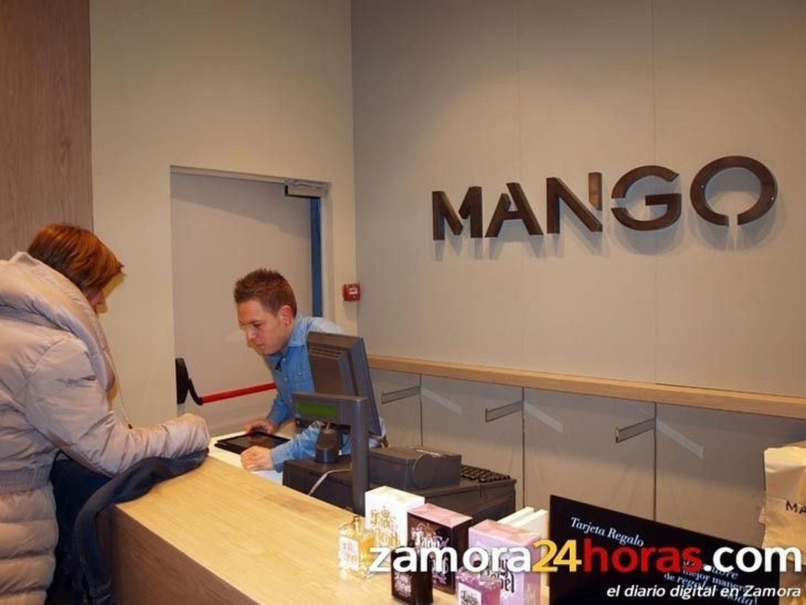 Inauguración Mango Zamora