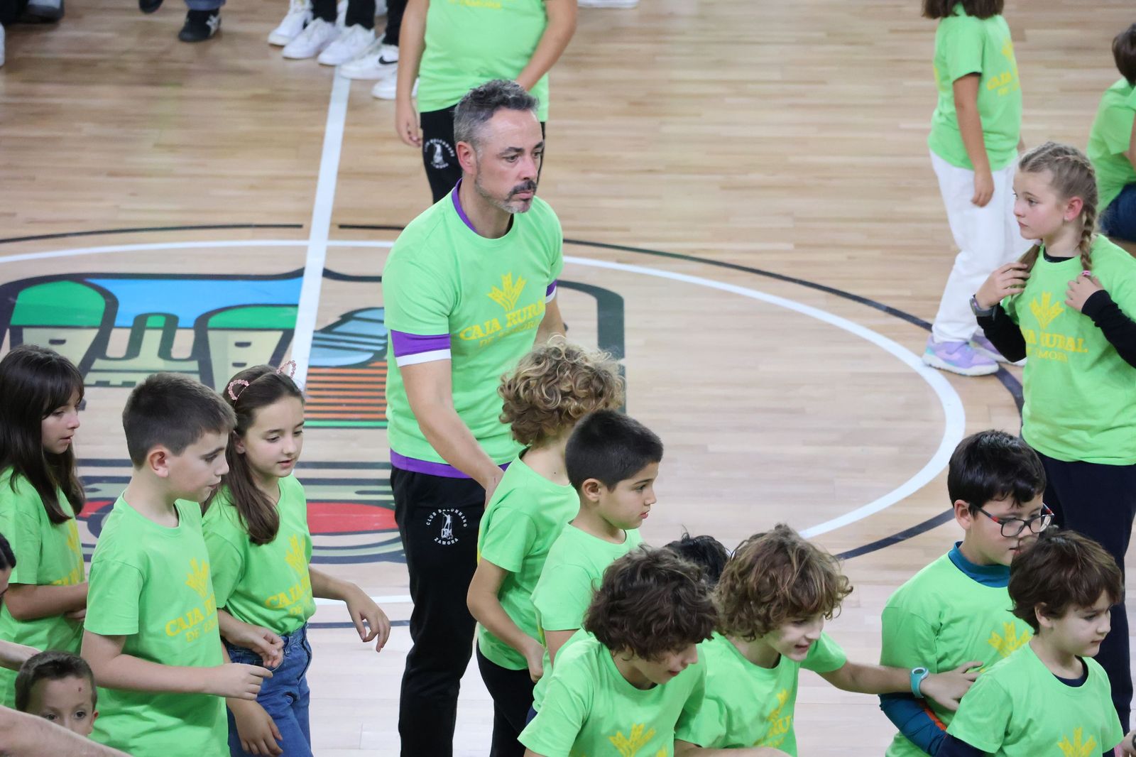 GALERÍA | El Club Balonmano Zamora celebra su 25º aniversario con una imagen muy especial
