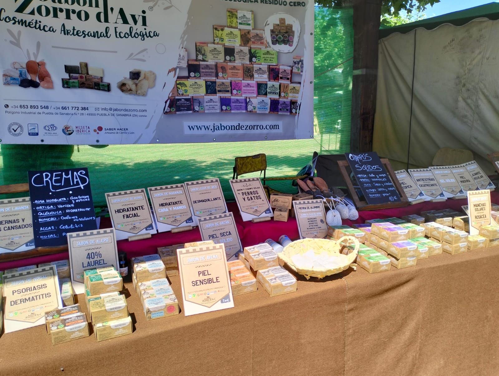 feria-de-artesania-en-el-puente-de-sanabria-foto-david-fernandez-matellan-6