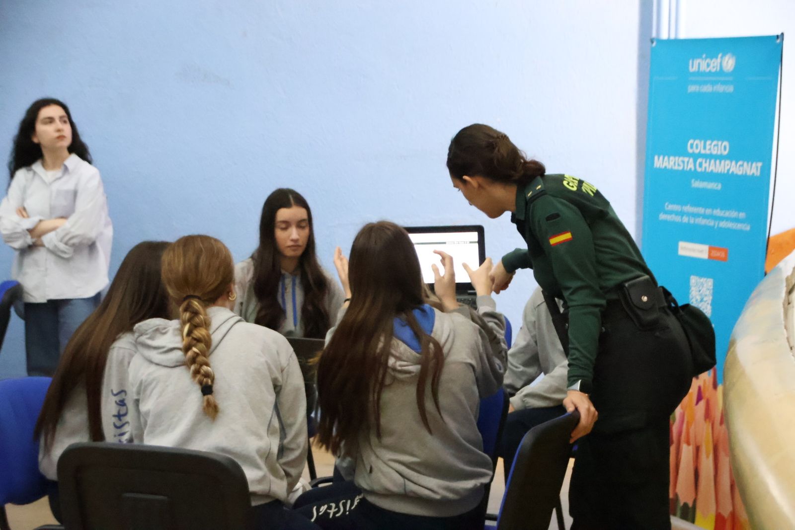 Reportaje ciberliga con Guardia Civil en Maristas