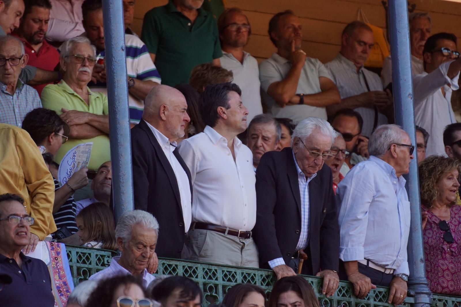 Así ha vivido la afición de La Glorieta el primer cartel de figuras de la feria: imágenes del ambiente en los tendidos y en el patio de cuadrillas