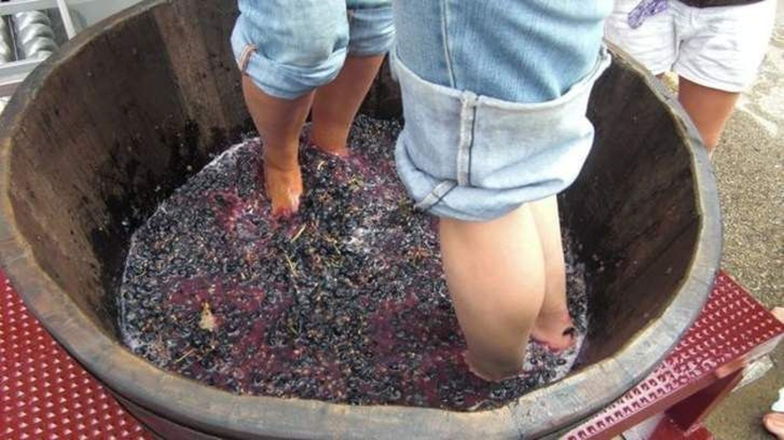 El salario mínimo no puede ser inferior a 9,6 euros la hora