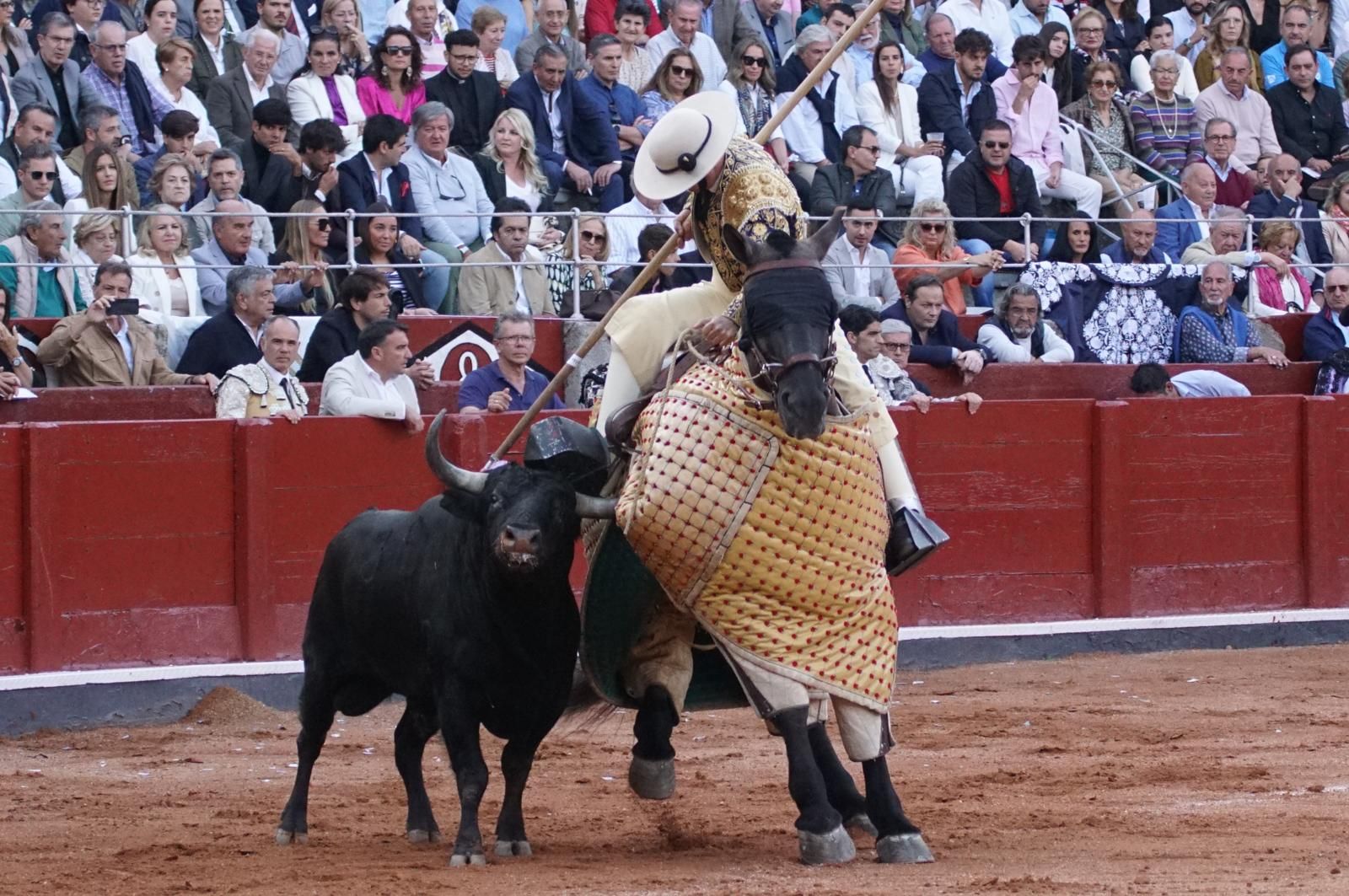 corrida-concurso-momentos-mas-destacados-del-ultimo-festejo-de-abono-de-la-feria-taurina-virgen-de-la-vega-2024-fotos-carlos-h-g-y-juanes-7