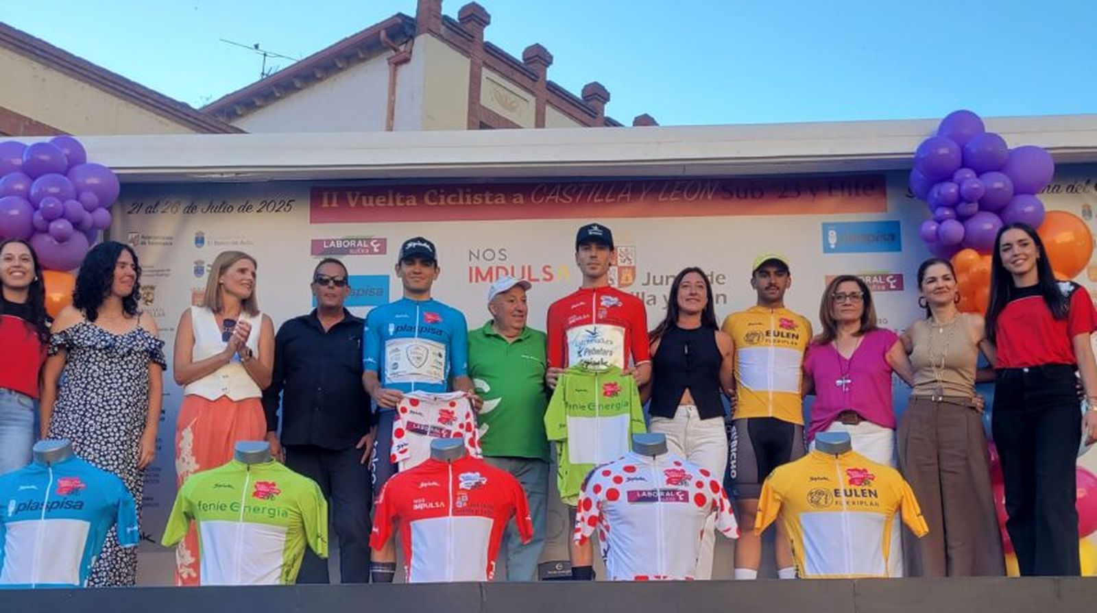 Podio final de la crono de Salamanca de la #VueltaCyL25 (Foto: Fabio López / Ciclismo El Pelotón) Podio final de la crono de Salamanca de la #VueltaCyL25 (Foto: Fabio López / Ciclismo El Pelotón)