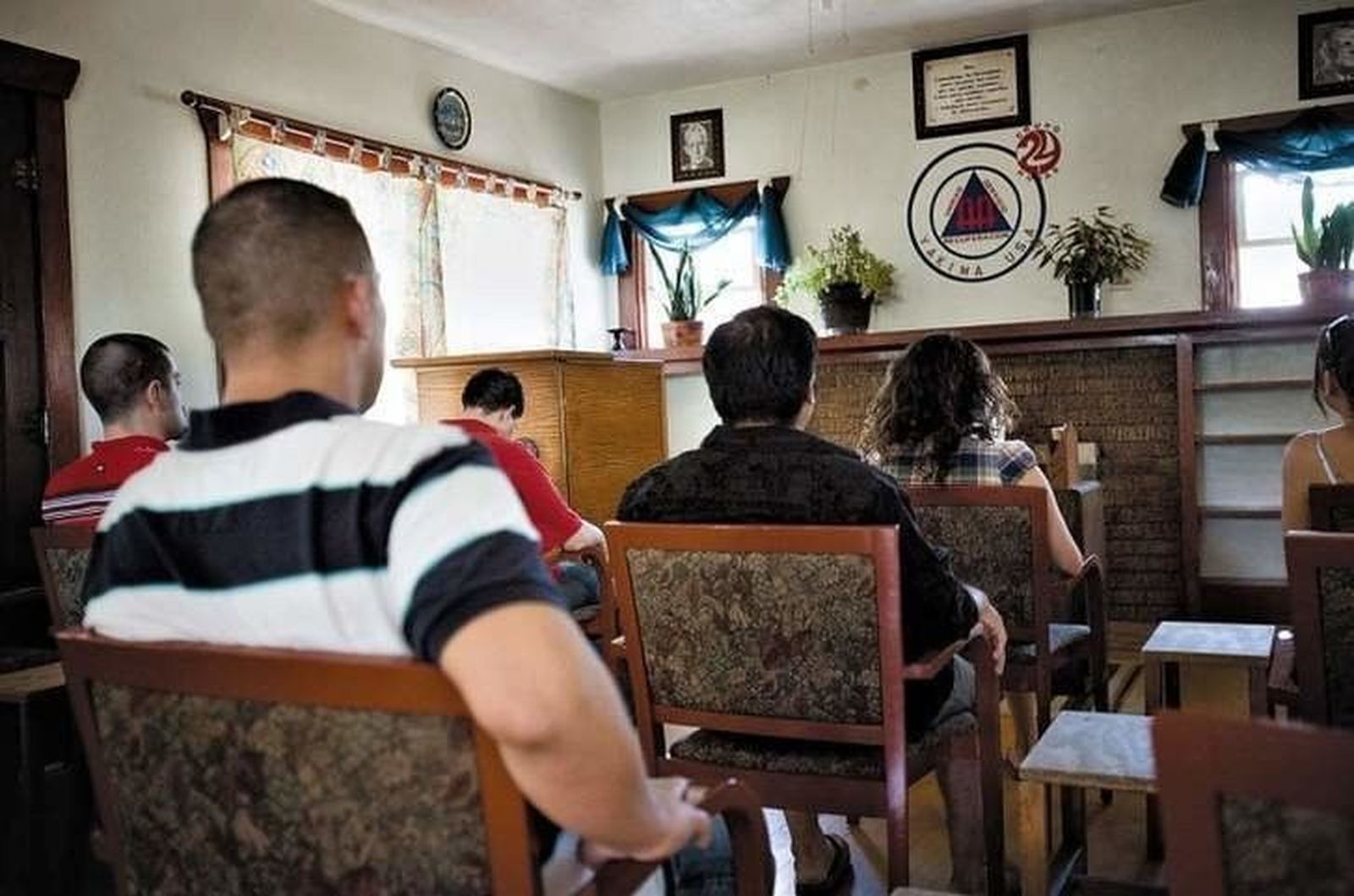 Alcohólicos Anónimos celebra este sábado una reunión abierta a toda la sociedad