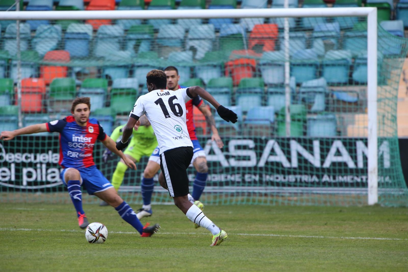 Liam en el Salamanca CF UDS - Langreo / FOTO SALAMANCA24HORAS.COM