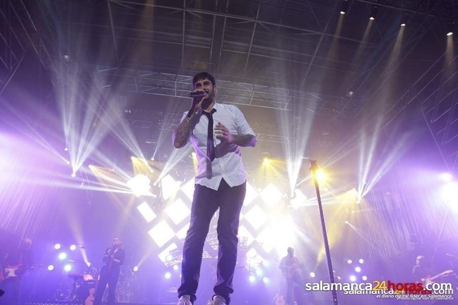 Melendi desata la locura en el Multiusos