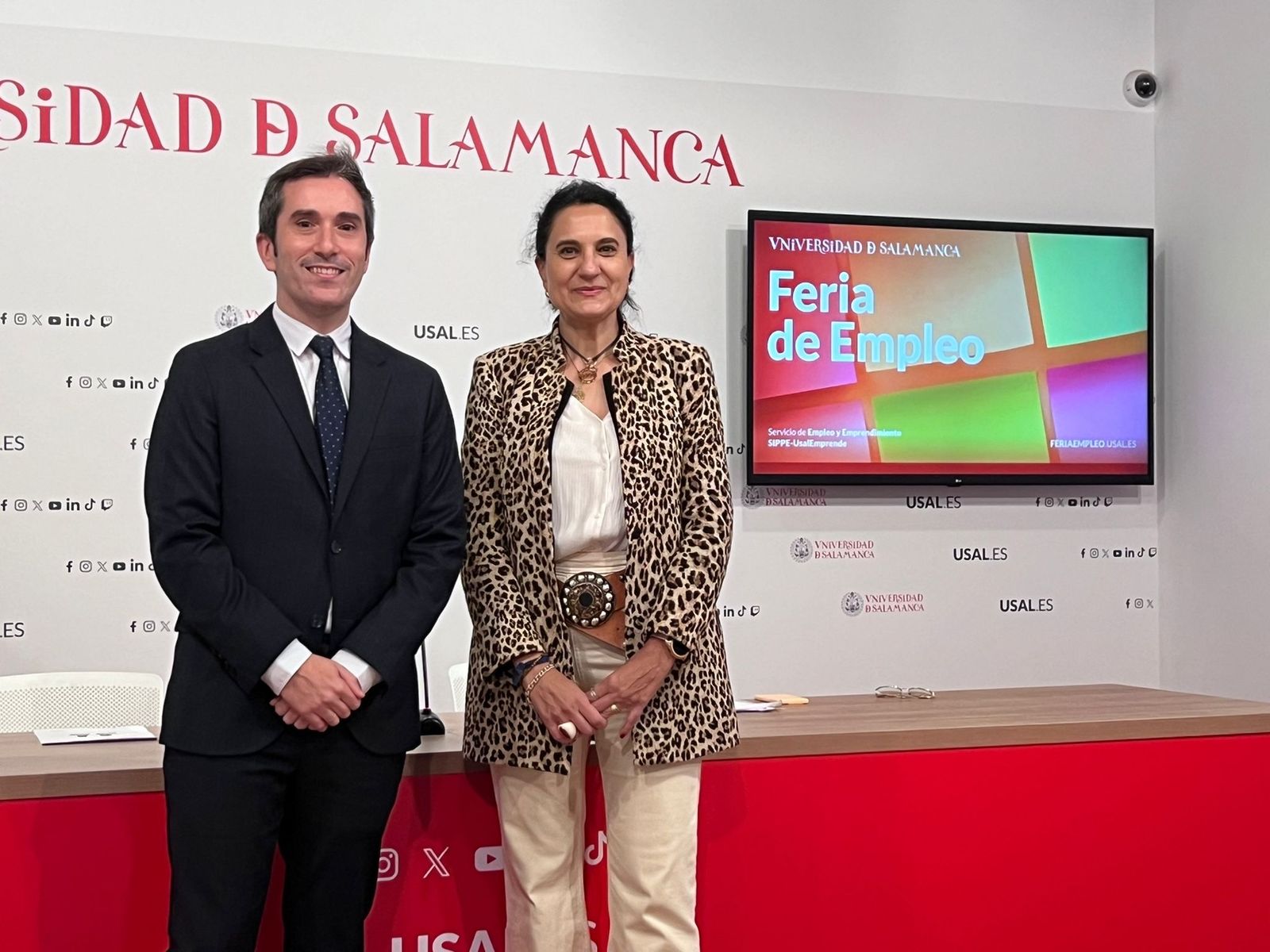 Federico Bueno y Mili Pizarro presentan la Feria de Empleo Federico Bueno y Mili Pizarro presentan la Feria de Empleo