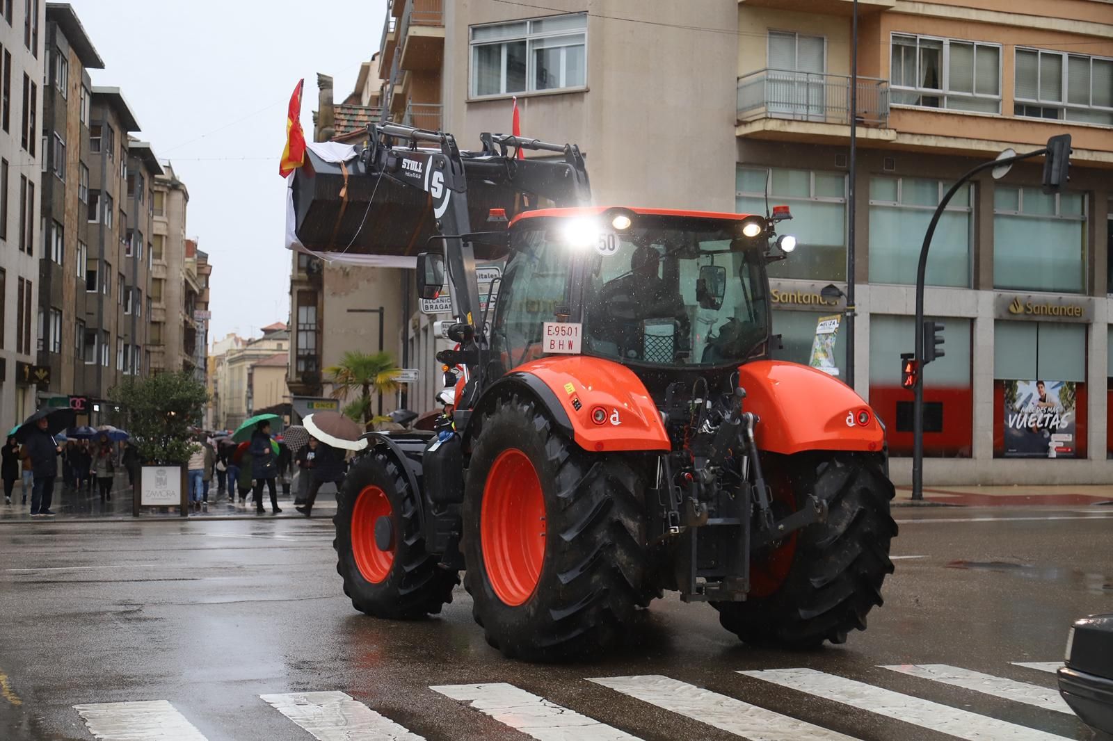 GALERÍA | Protestas en el campo zamorano: multitudinaria tractorada este jueves