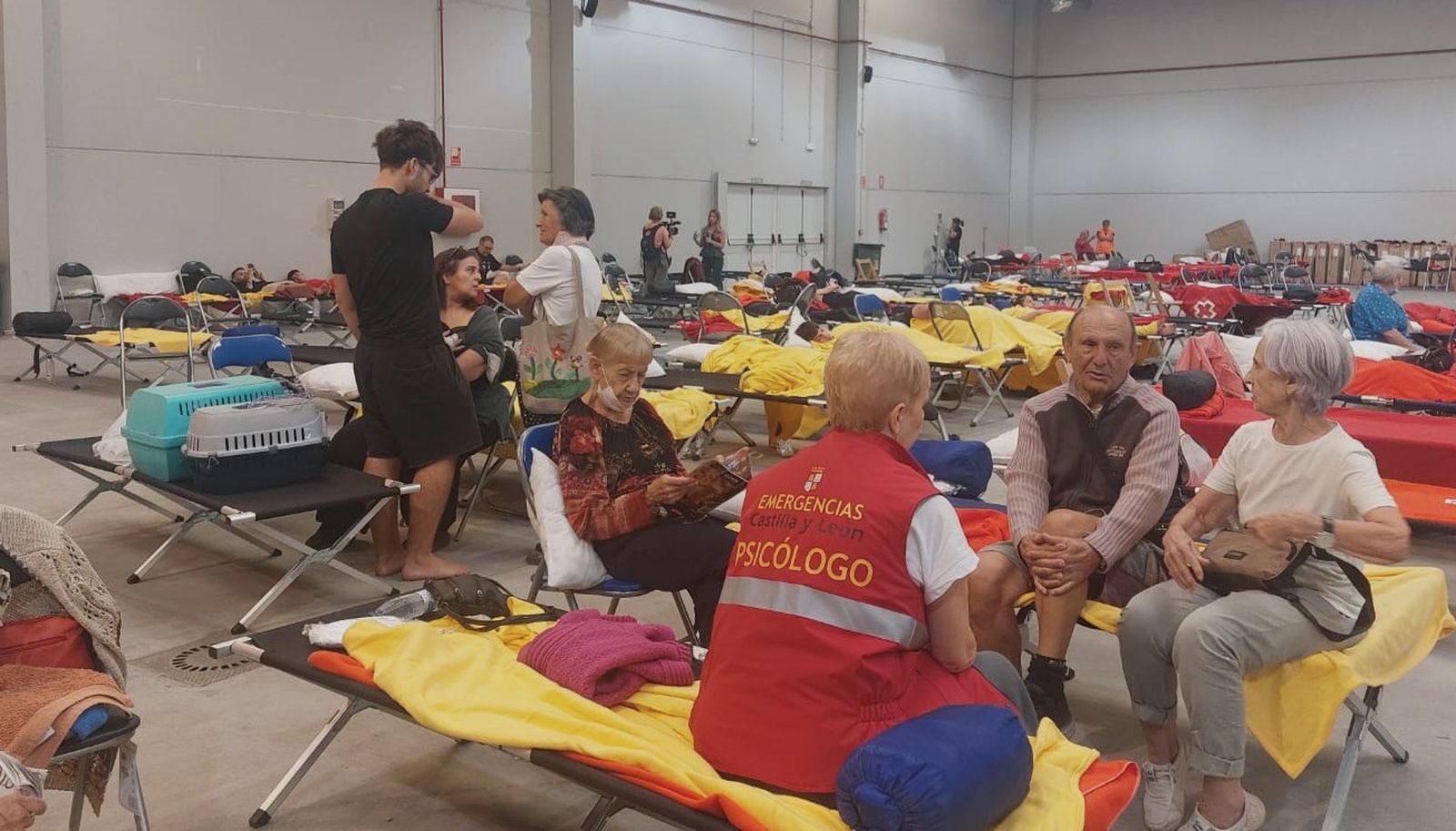 Imagen de los desalojados en Benavente