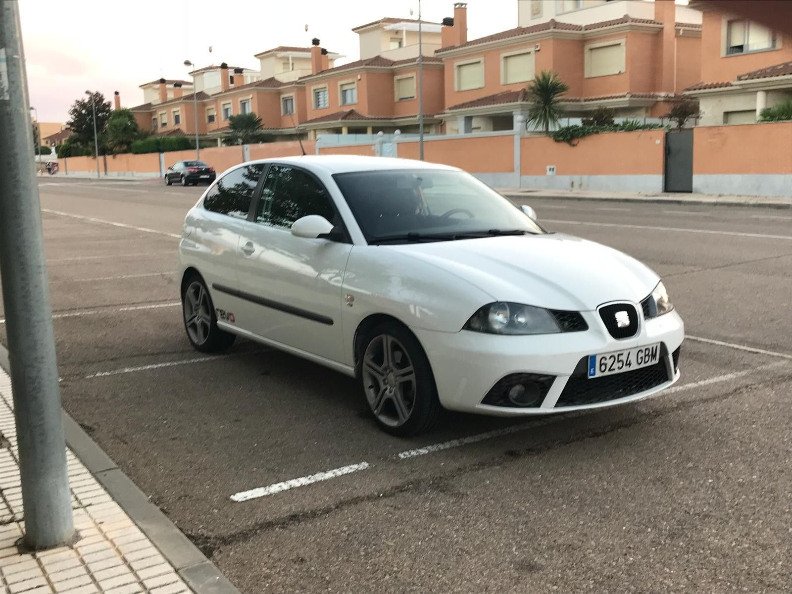 WhatsApp Image 2018 10 12 at 16.15.53 (1)