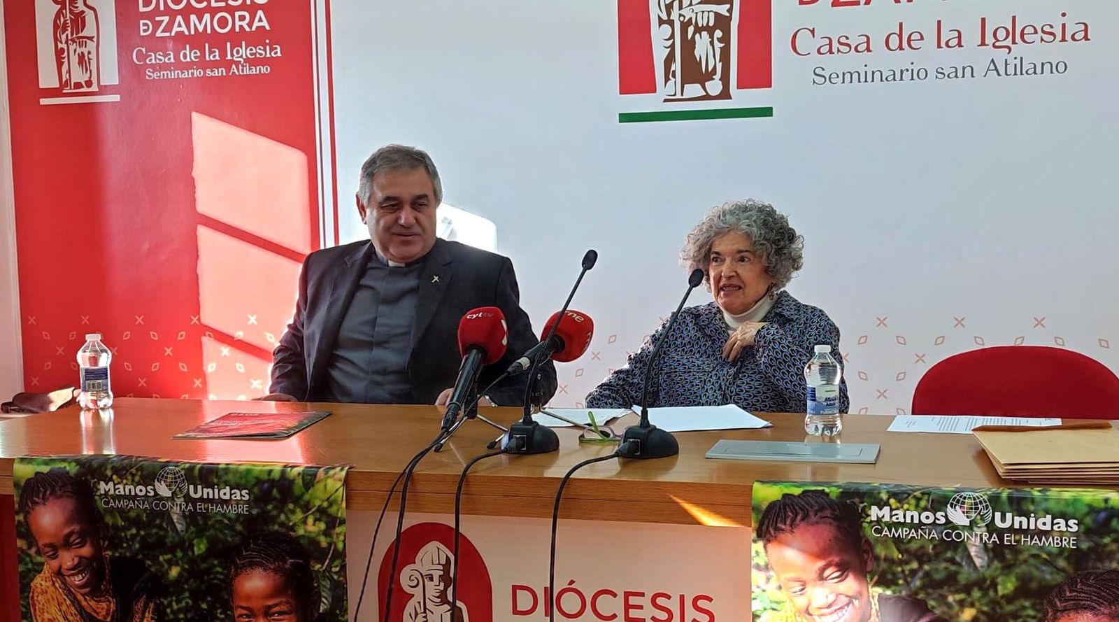 César Salvador y Milagros Morata presentan la nueva campaña de Manos Unidas