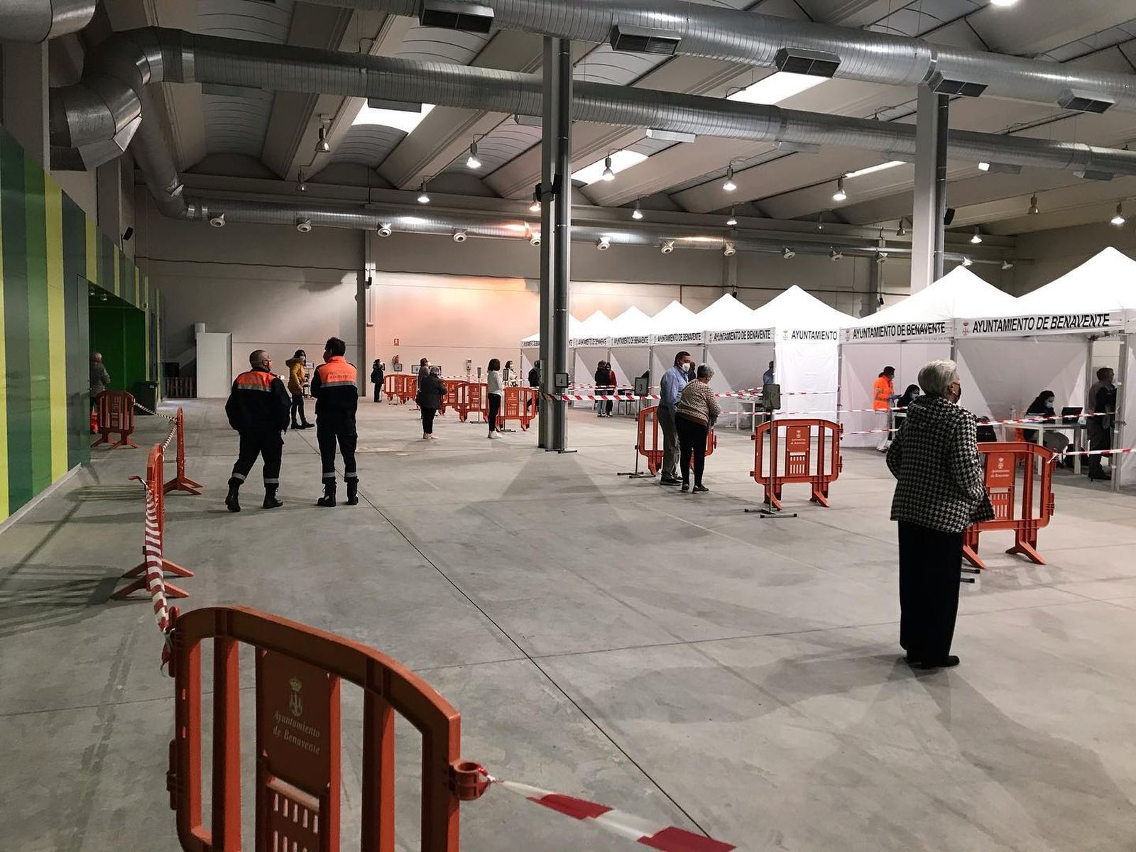 Vacunación en Benavente. Protección Civil