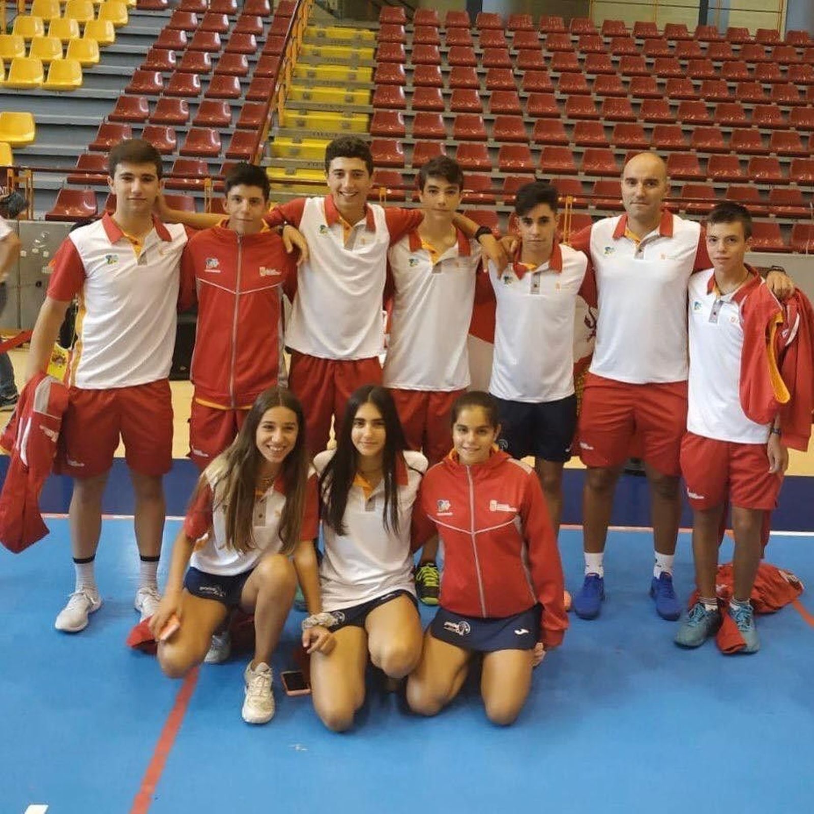 F6DF8CFF AC70 4714 B87D 67F19216188C