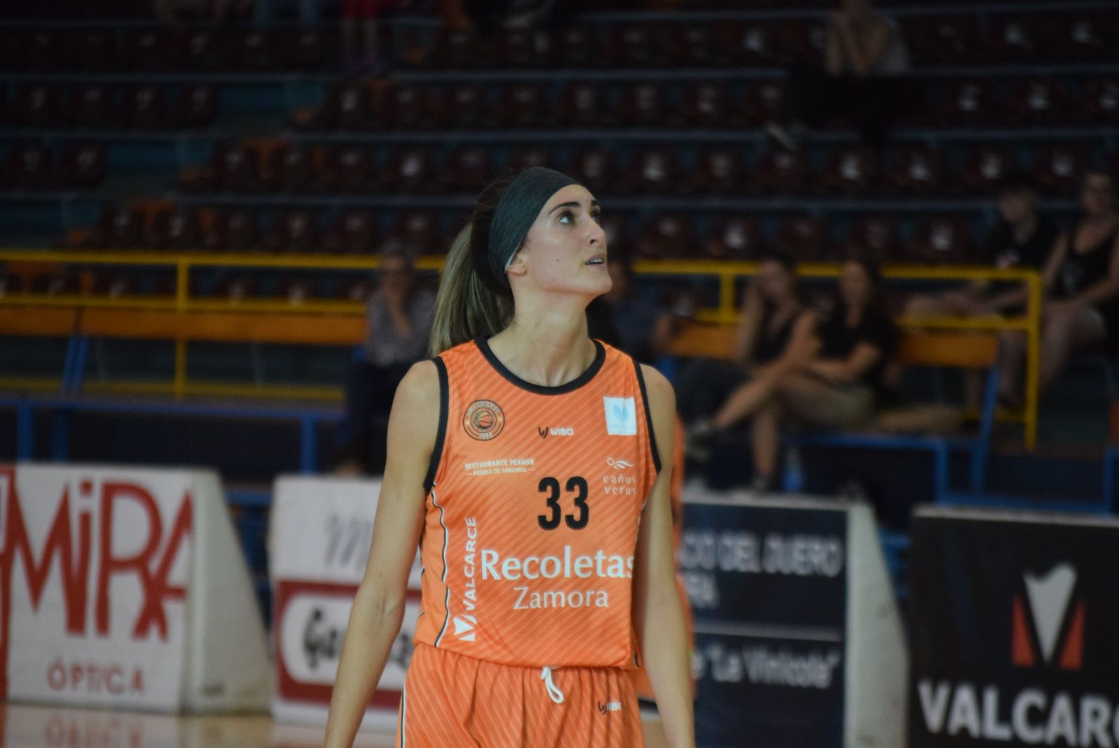 Ángela Vendrell, alero del Zamarat. Archivo.