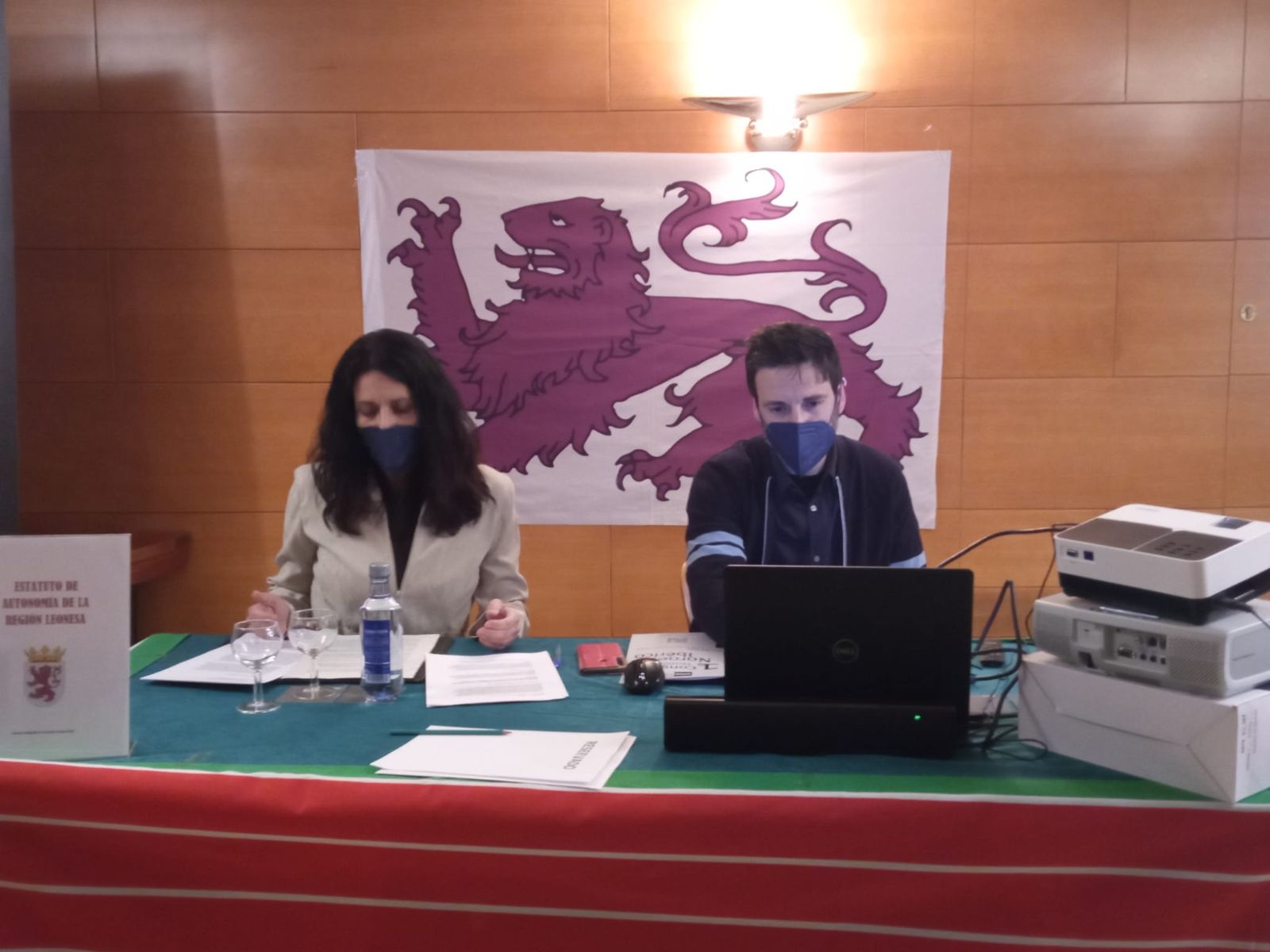 Presentación de propuesta de CCRL para el Estatuto de Autonomía de la Región Leonesa