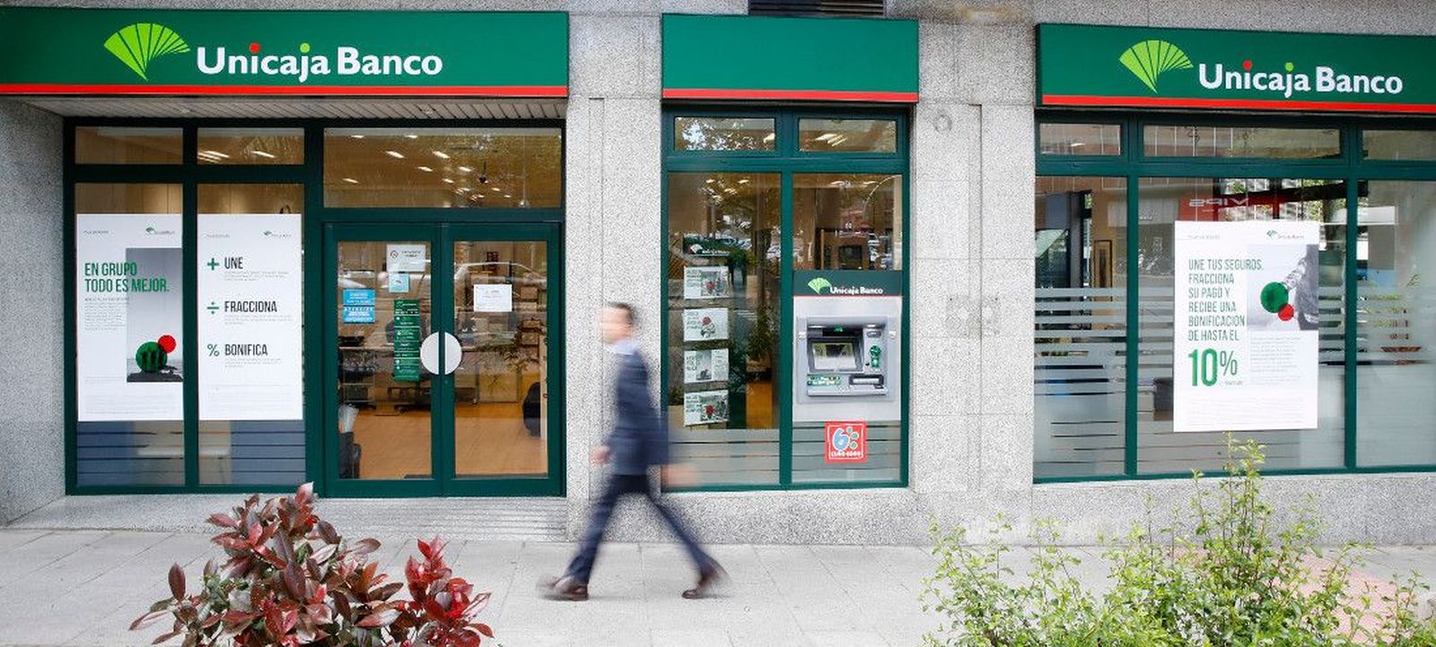 Unicaja Banco. Exterior oficina