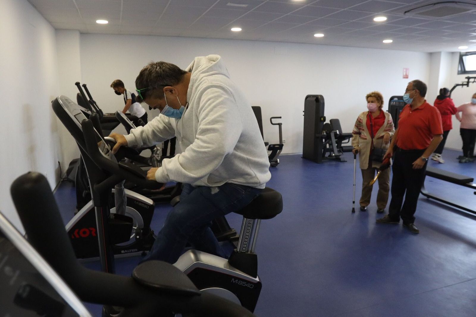 Inauguración del nuevo gimnasio en Castellanos de Moriscos 1