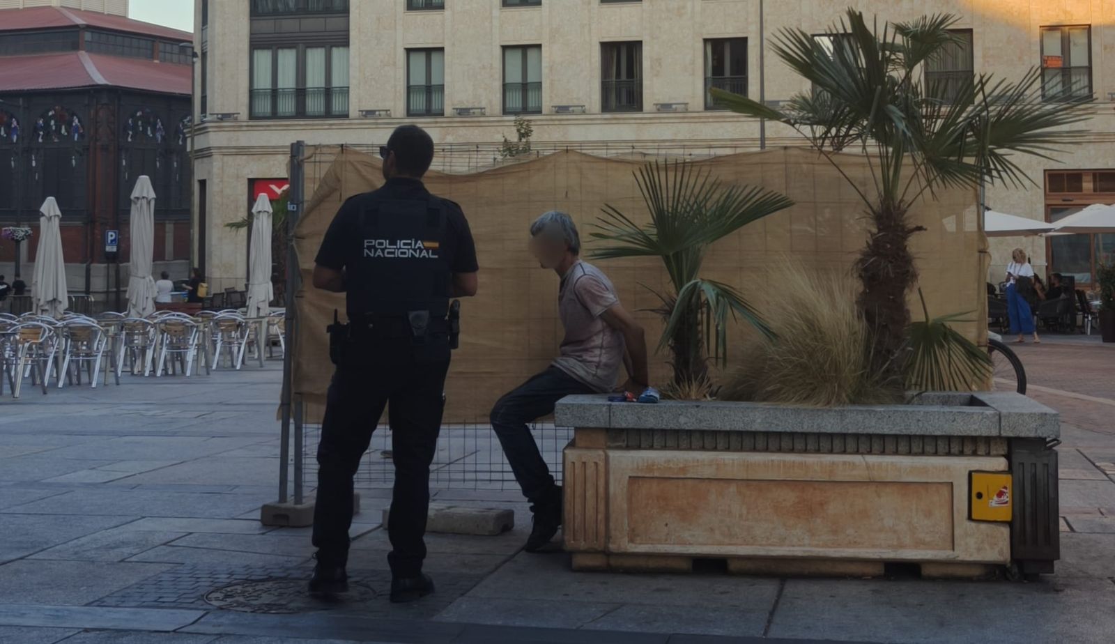 Detenido en la Plaza Mayor de Salamanca tras una orden de búsqueda y captura